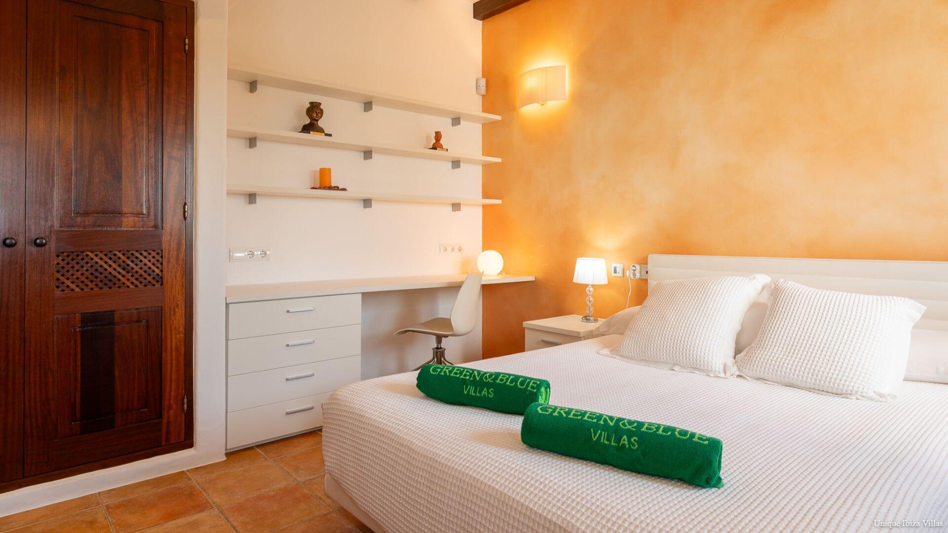  - VILLA CAN LLOSAS DE DALT - 4 Bedrooms - Near San Carlos village & Las Dalias