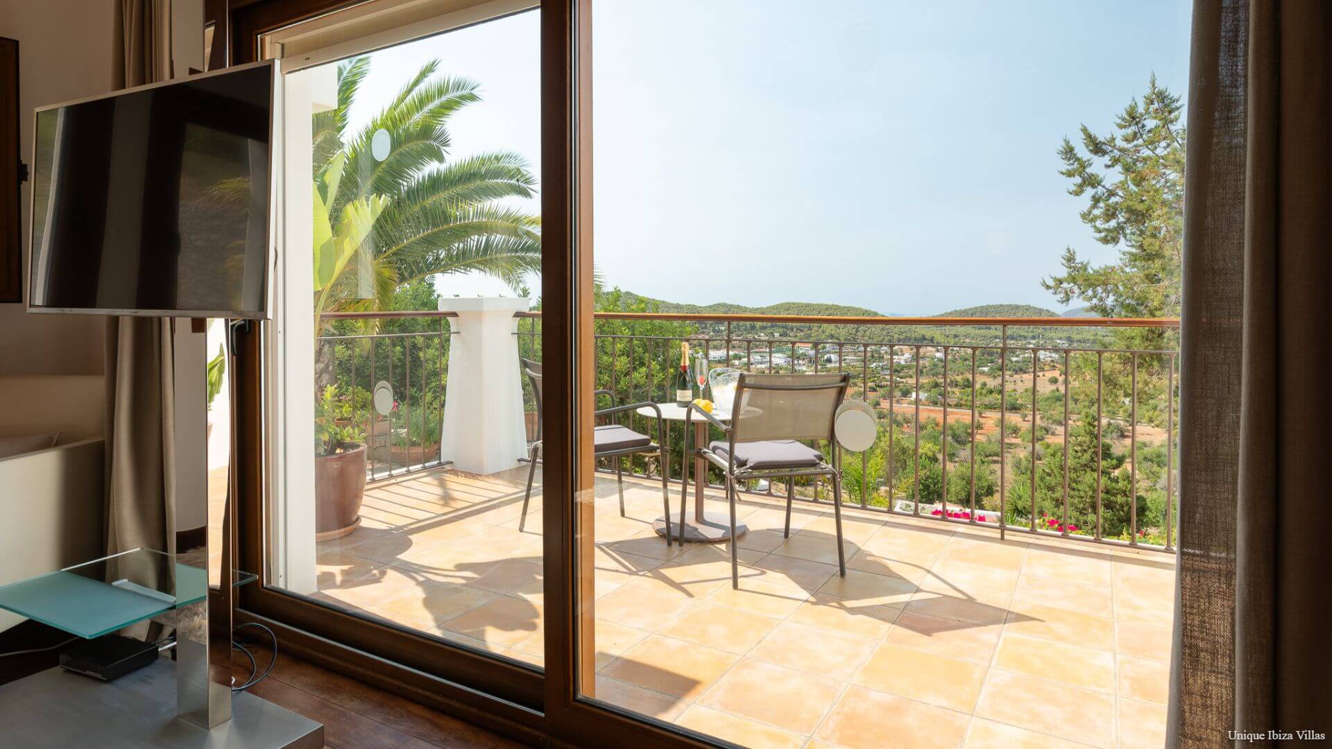  - VILLA CAN LLOSAS DE DALT - 4 Bedrooms - Near San Carlos village & Las Dalias