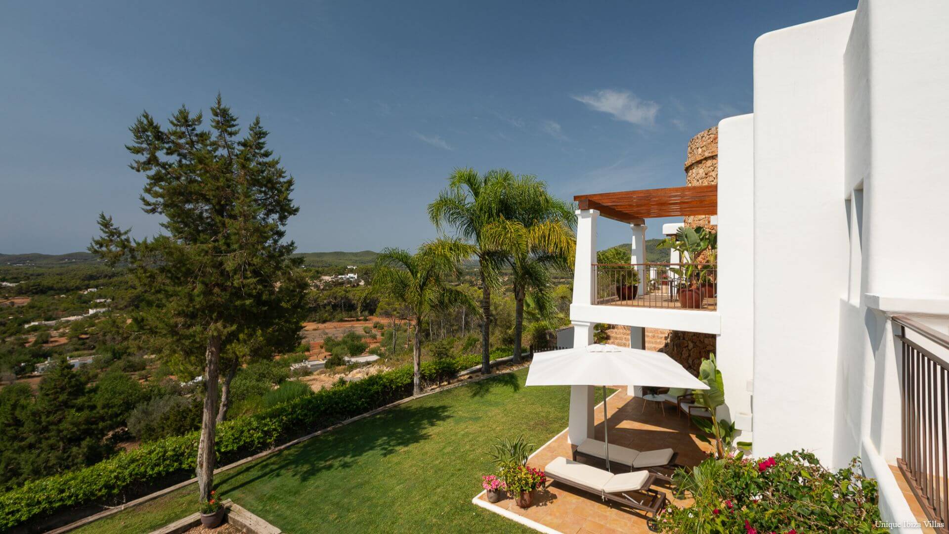  - VILLA CAN LLOSAS DE DALT - 4 Bedrooms - Near San Carlos village & Las Dalias