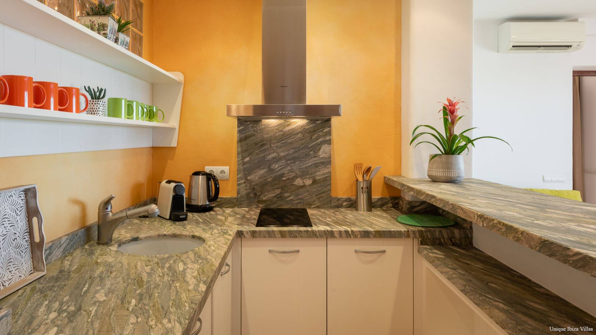  - VILLA CAN LLOSAS DE DALT - 4 Bedrooms - Near San Carlos village & Las Dalias