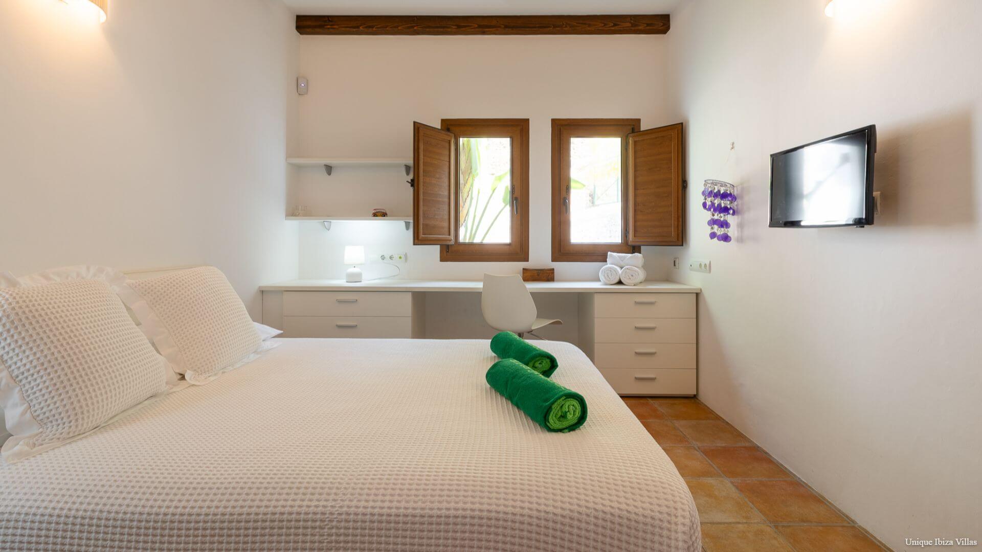  - VILLA CAN LLOSAS DE DALT - 4 Bedrooms - Near San Carlos village & Las Dalias