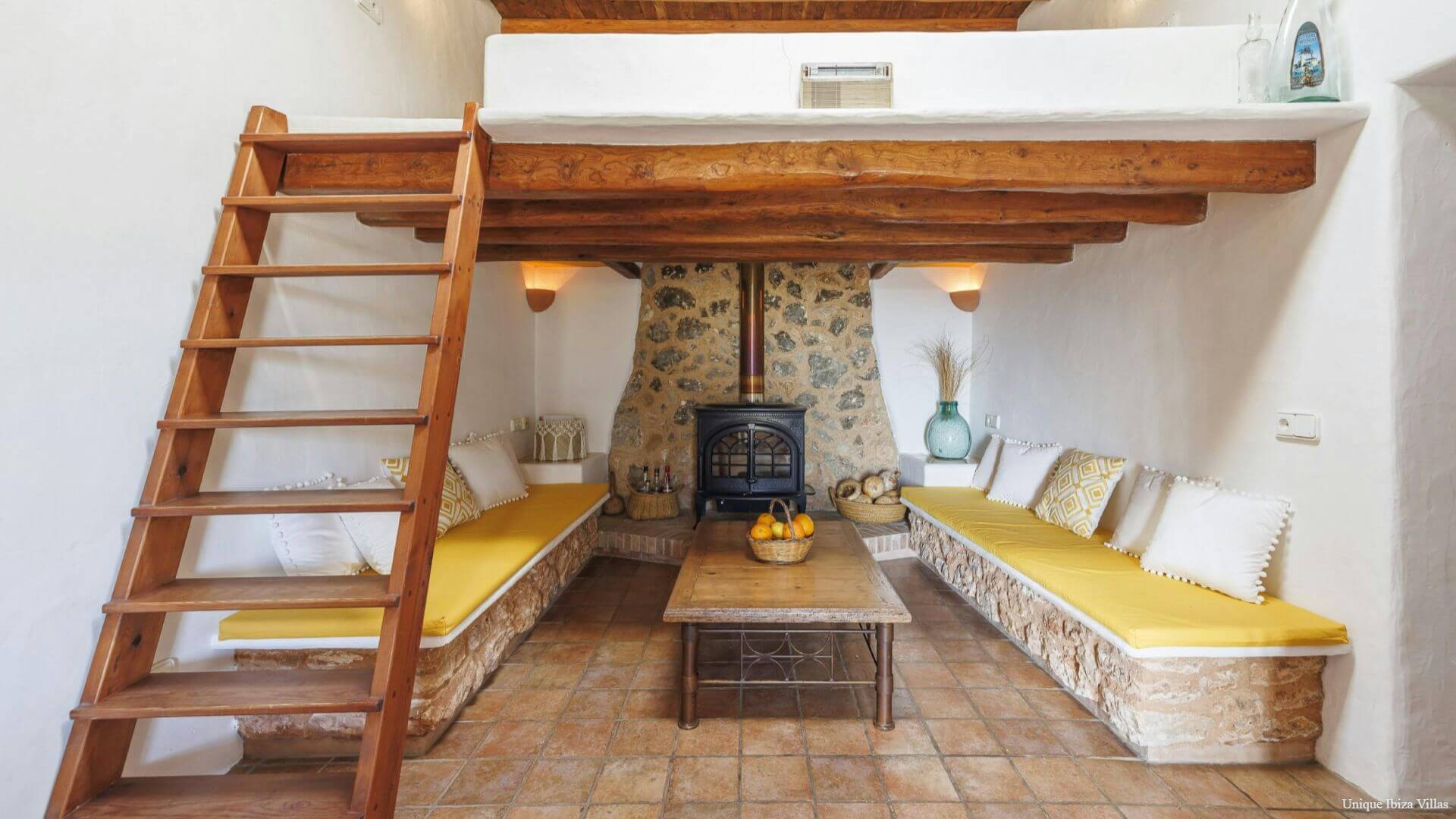 ES REPOS VELL - 4 Bedrooms - San Carlos/Sant Carles