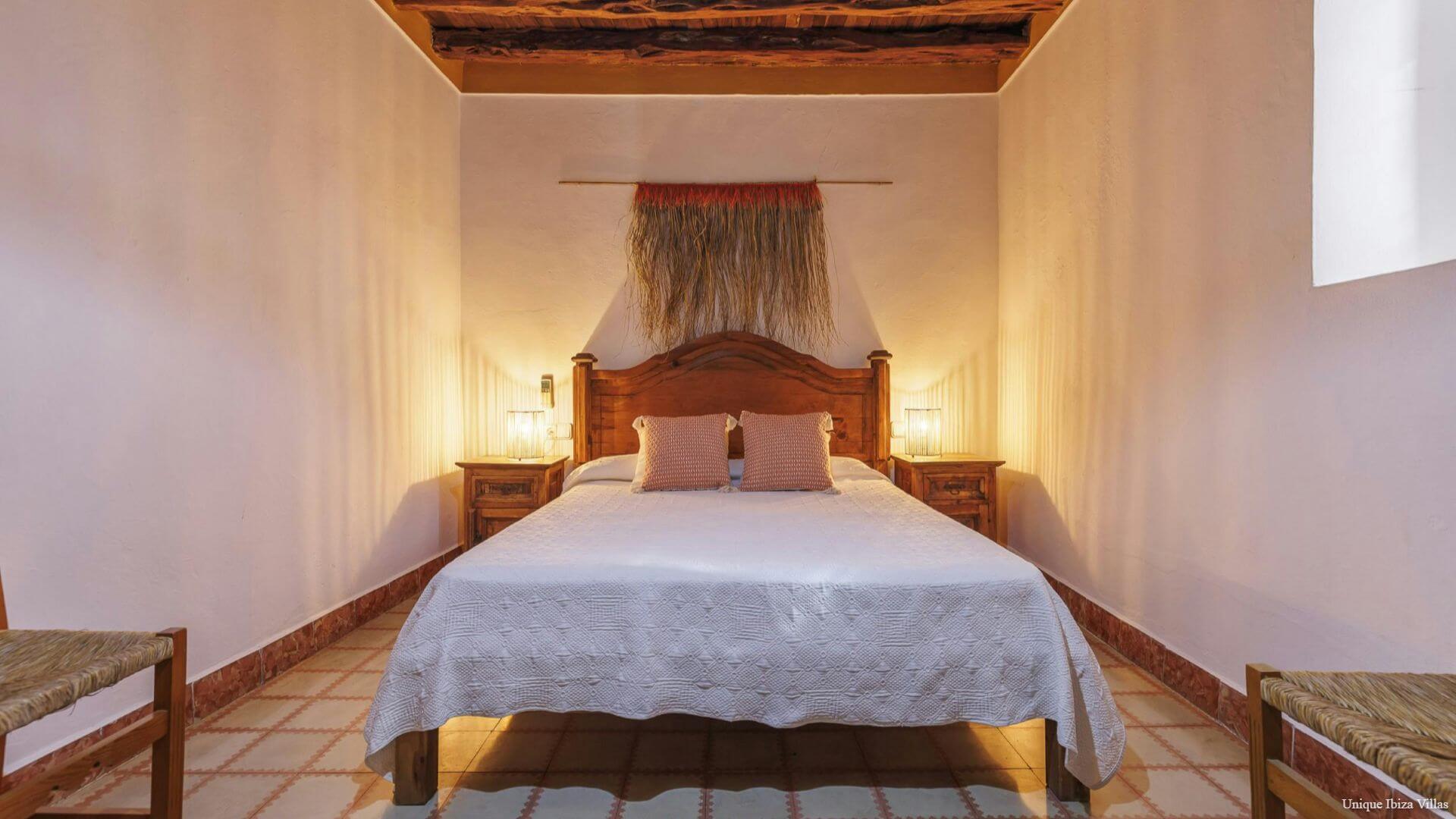 ES REPOS VELL - 4 Bedrooms - San Carlos/Sant Carles