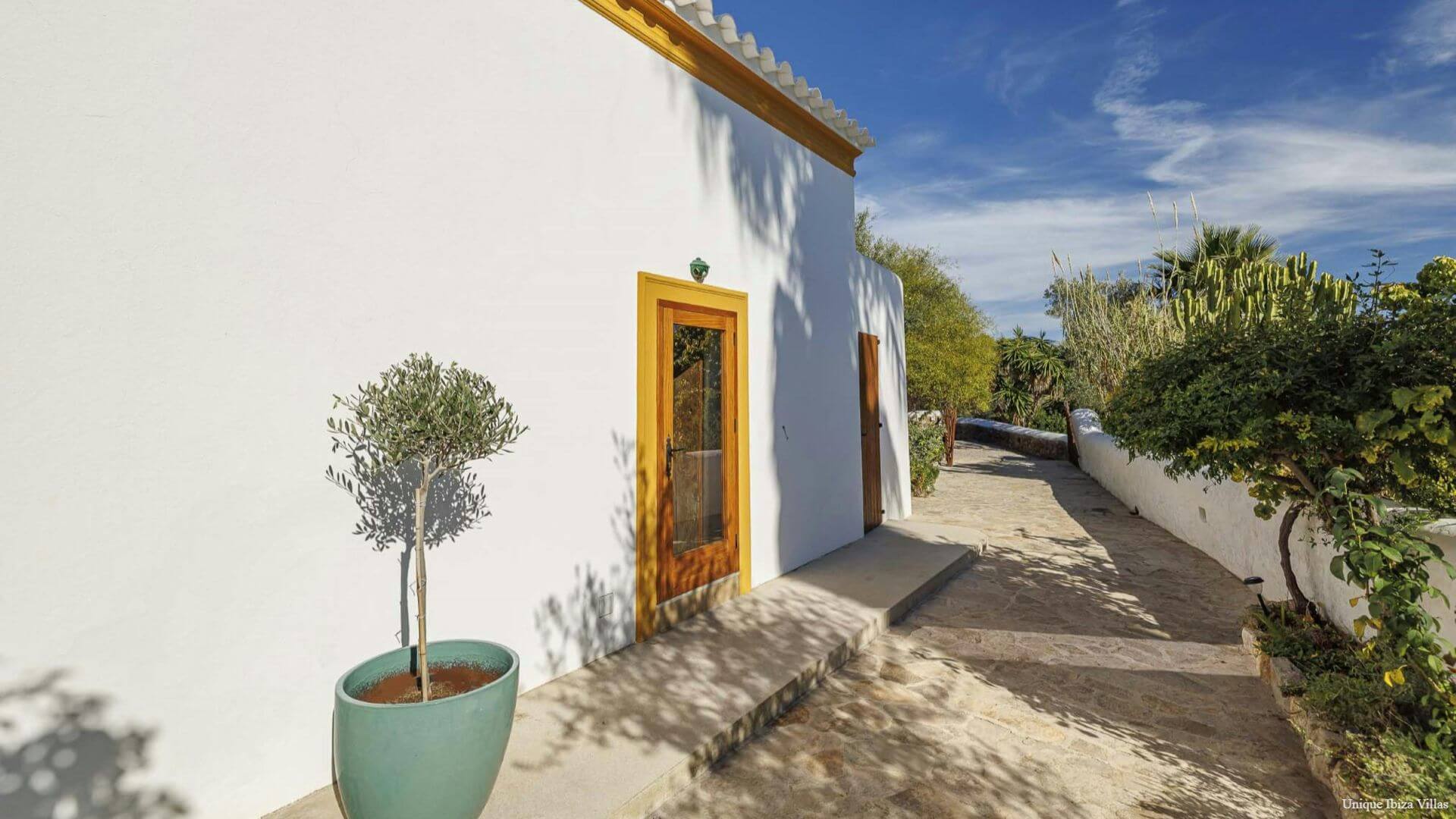 ES REPOS VELL - 4 Bedrooms - San Carlos/Sant Carles