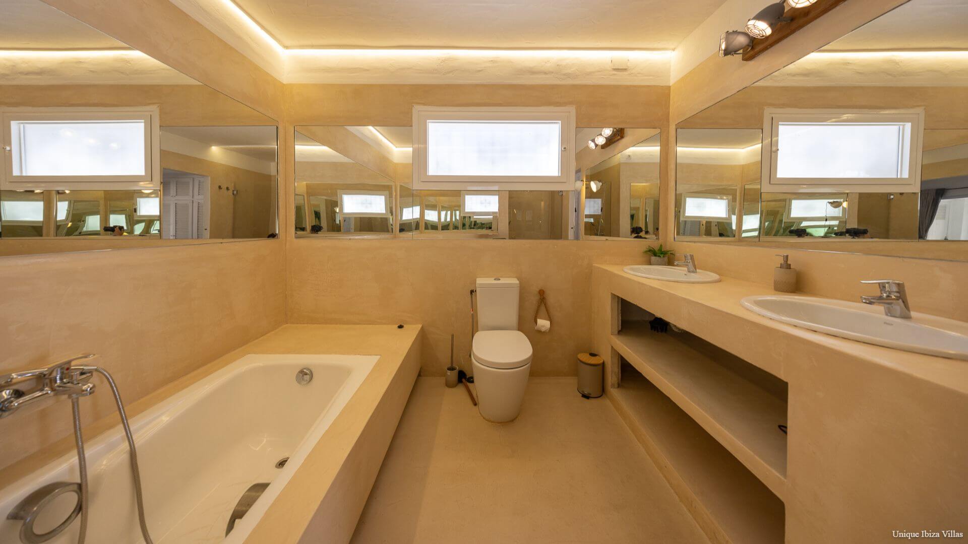  - VILLA AGATA IBIZA - 3 Bedrooms - Roca Llisa/Cala Llonga 