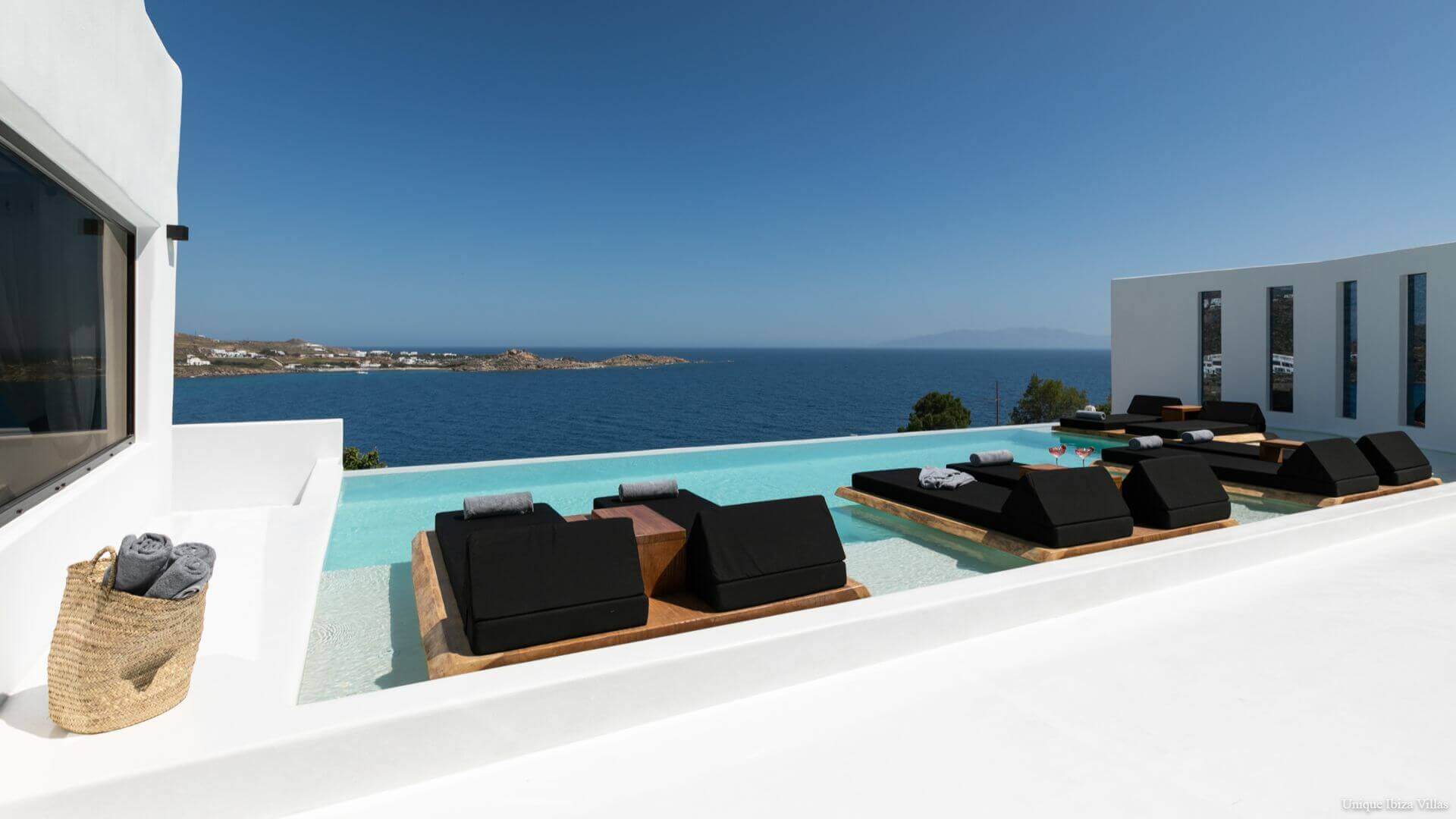  - VILLA BLACK DIAMOND I - Mykonos - Agios Lazarus - 5 Bedrooms