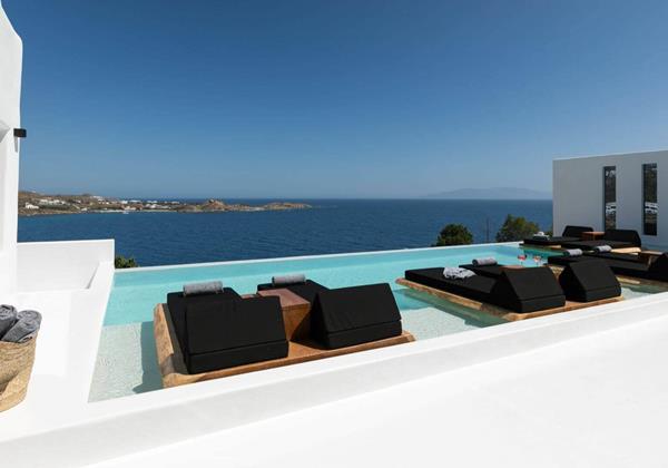 003 1869 Psaroublack 20190429 30