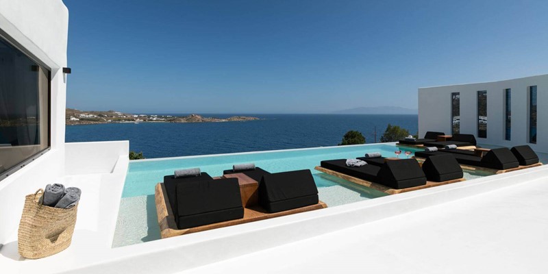 003 1869 Psaroublack 20190429 30