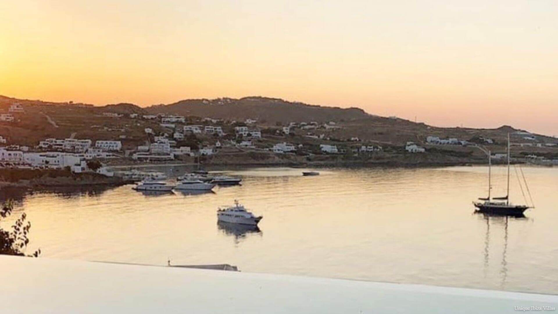  - VILLA BLACK DIAMOND I - Mykonos - Agios Lazarus - 5 Bedrooms