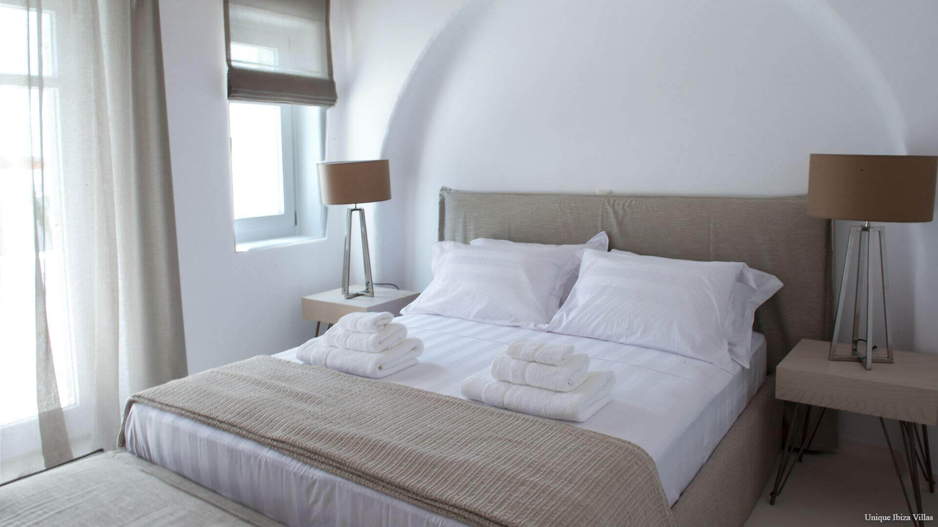  - SOFIA ESTATE MYKONOS - 17 Bedrooms - Agia Sofia Tourlos - Near Mykonos Town