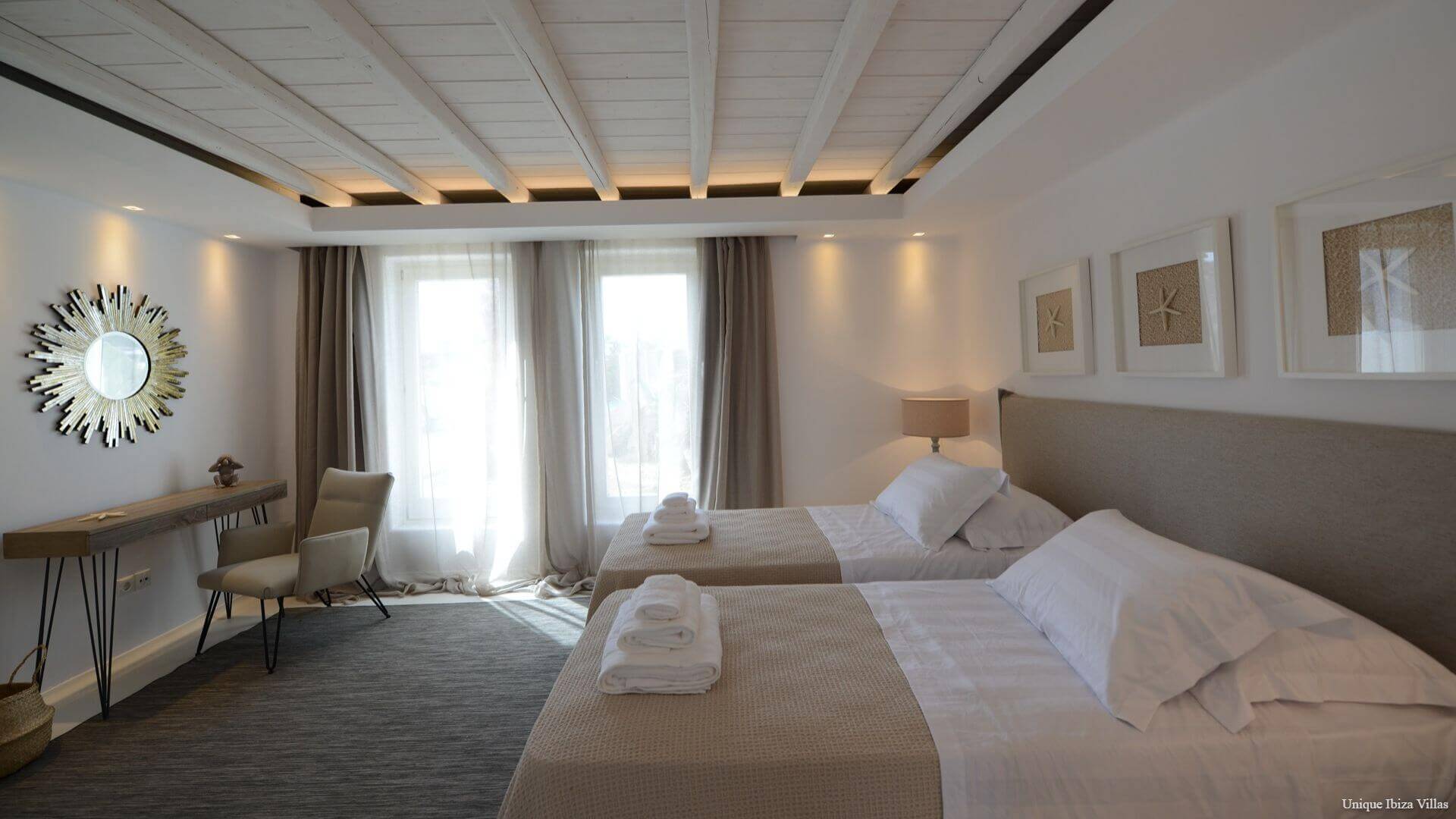  - SOFIA ESTATE MYKONOS - 17 Bedrooms - Agia Sofia Tourlos - Near Mykonos Town