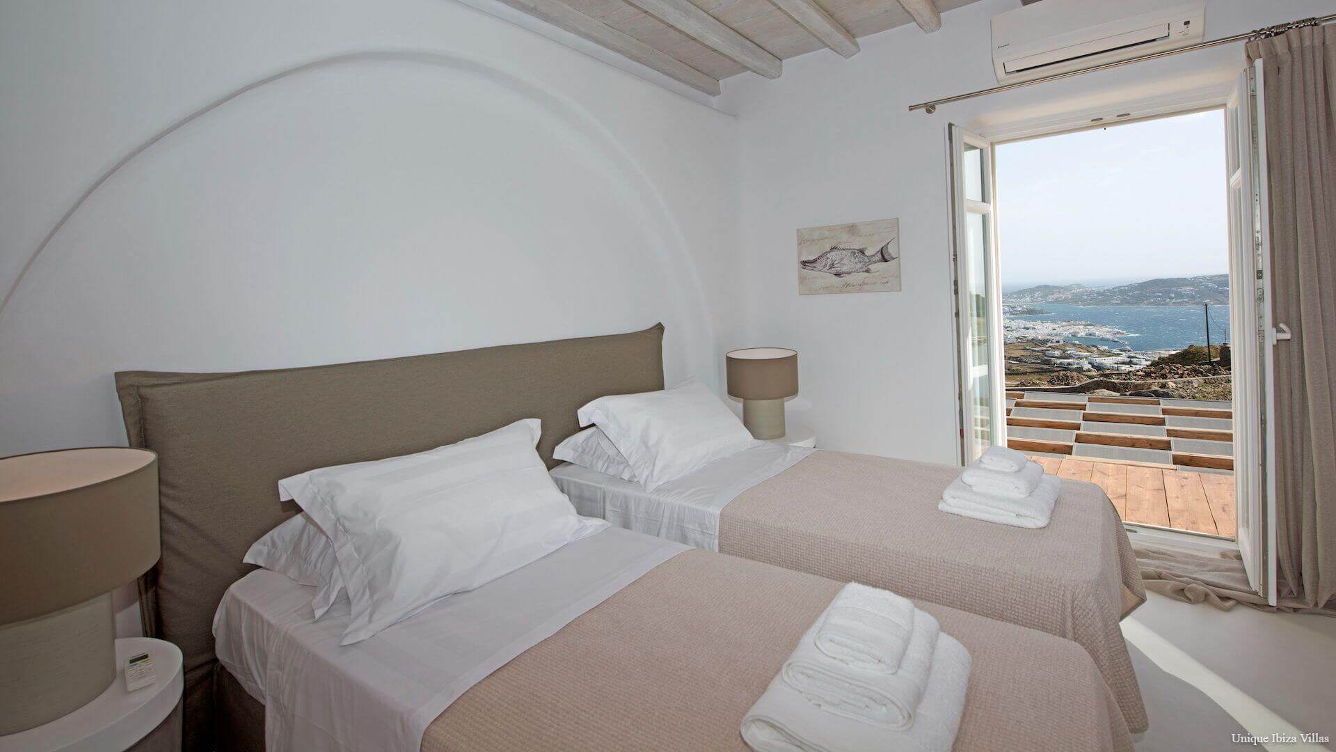  - SOFIA ESTATE MYKONOS - 17 Bedrooms - Agia Sofia Tourlos - Near Mykonos Town