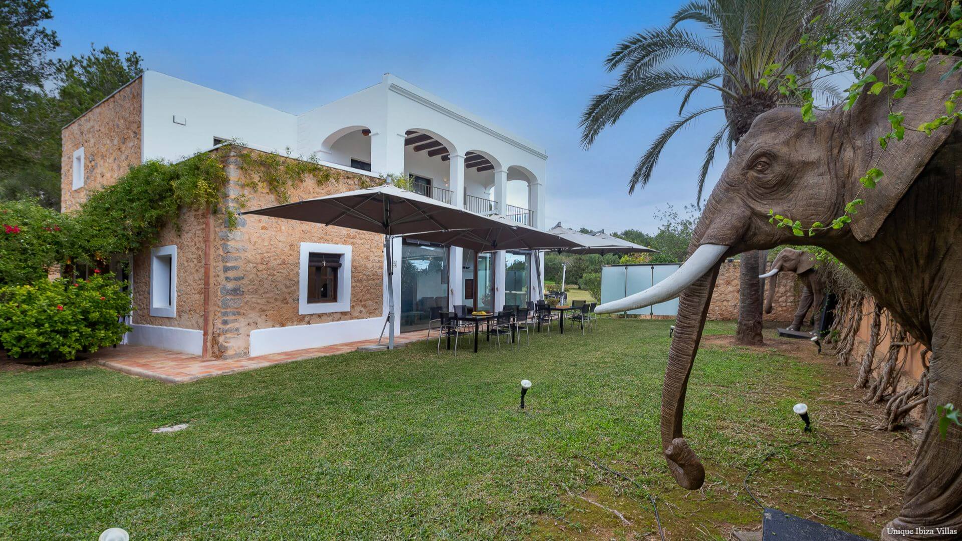  - VILLA CAN JONDAL - 6+ Bedrooms - Near Cala Jondal - Between Ibiza Town & San Jose/Sant Josep