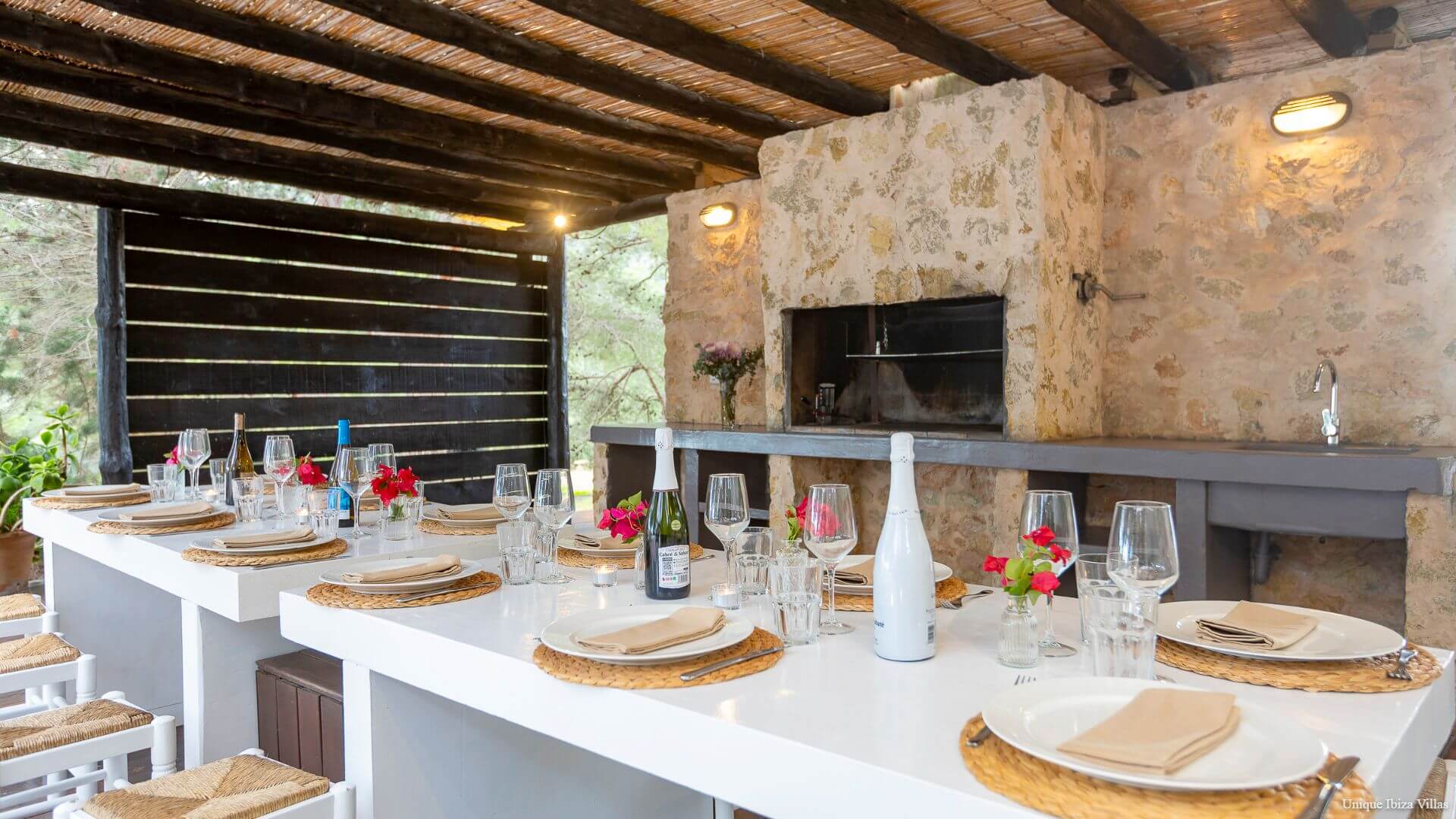  - VILLA CAN JONDAL - 6+ Bedrooms - Near Cala Jondal - Between Ibiza Town & San Jose/Sant Josep