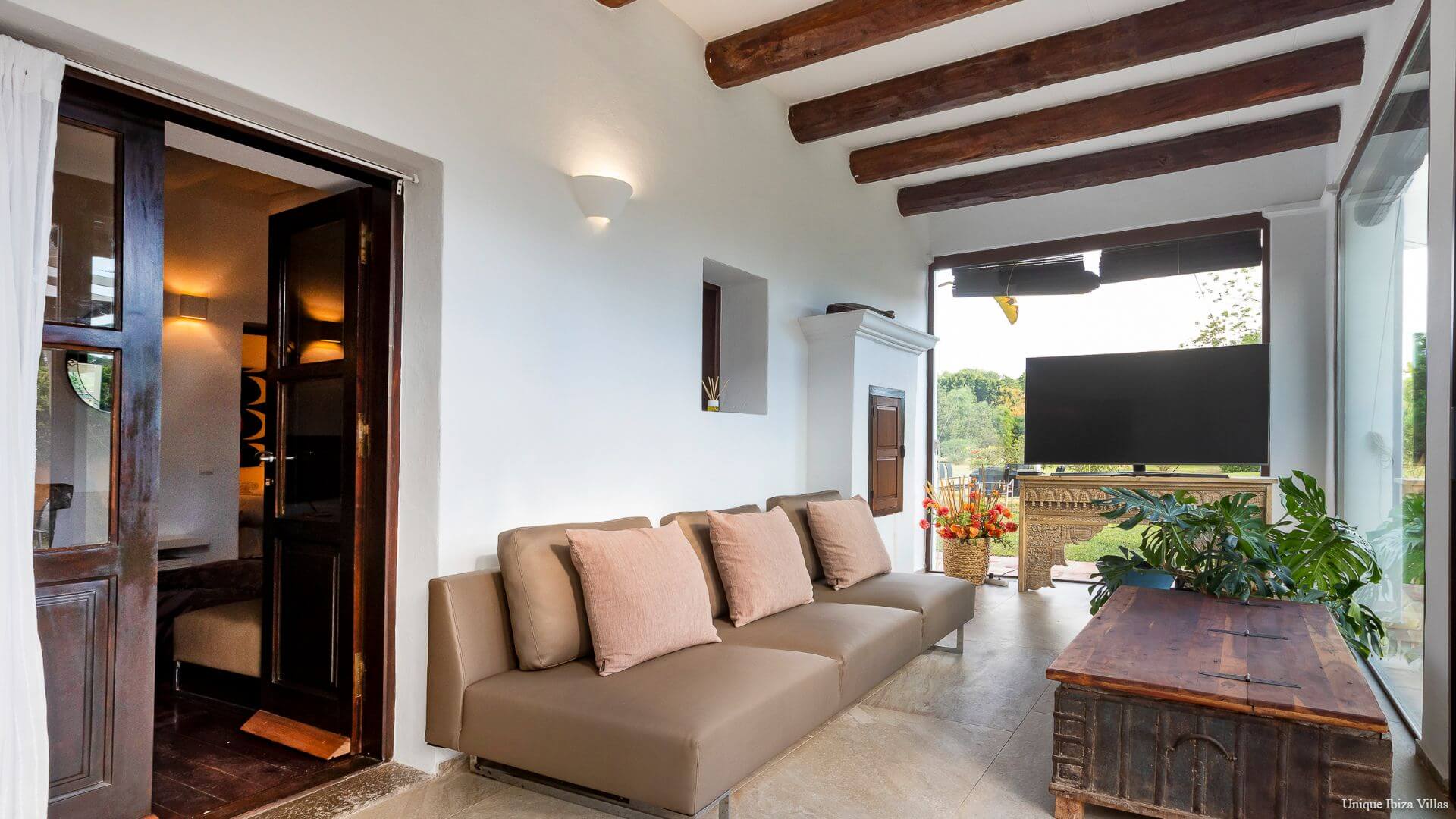  - VILLA CAN JONDAL - 6+ Bedrooms - Near Cala Jondal - Between Ibiza Town & San Jose/Sant Josep