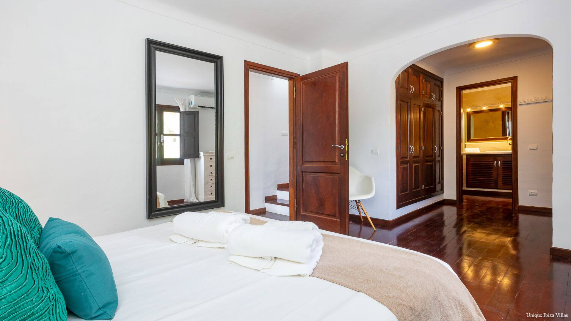  - VILLA CAN JONDAL - 6+ Bedrooms - Near Cala Jondal - Between Ibiza Town & San Jose/Sant Josep