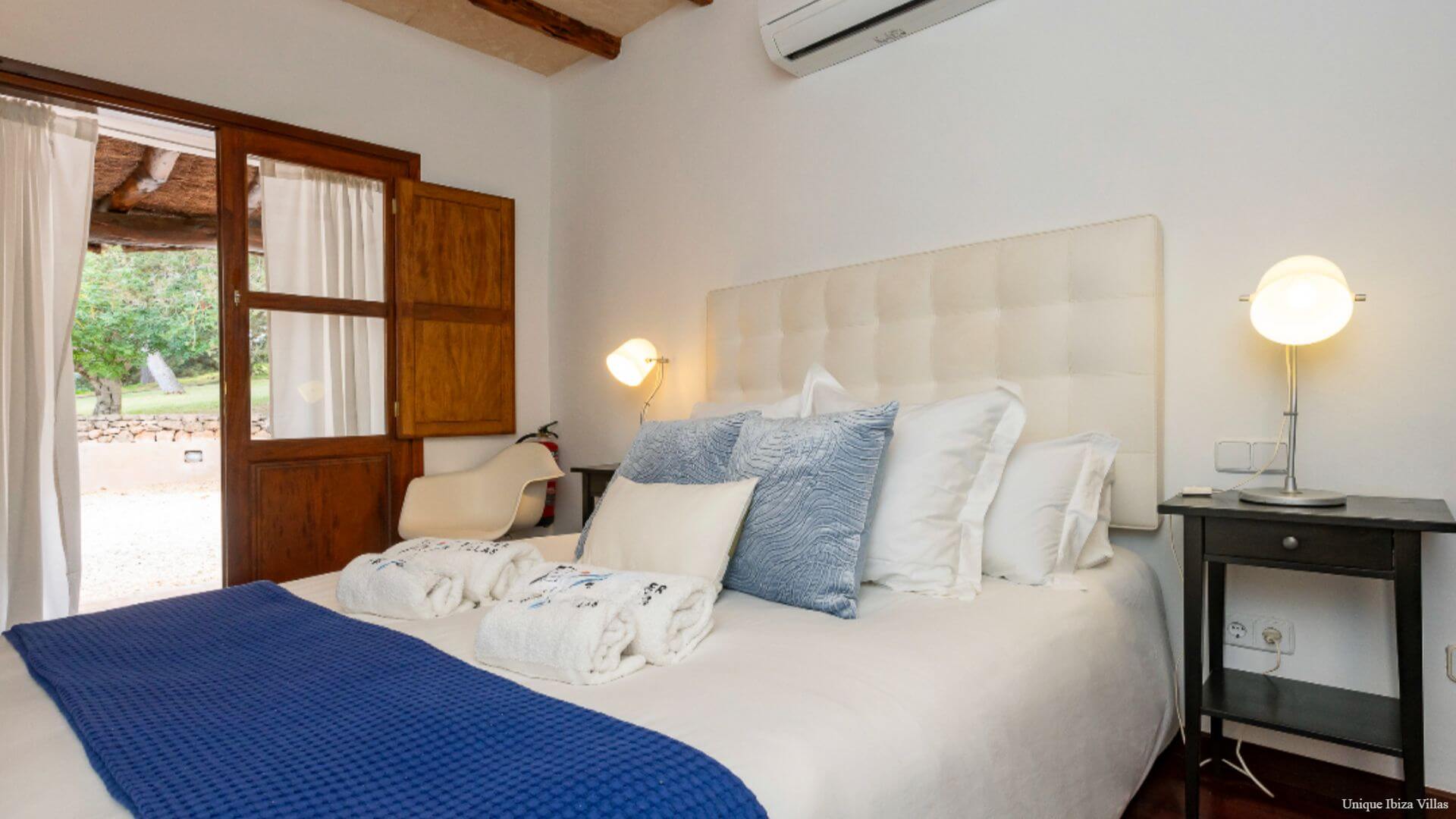  - VILLA CAN JONDAL - 6+ Bedrooms - Near Cala Jondal - Between Ibiza Town & San Jose/Sant Josep