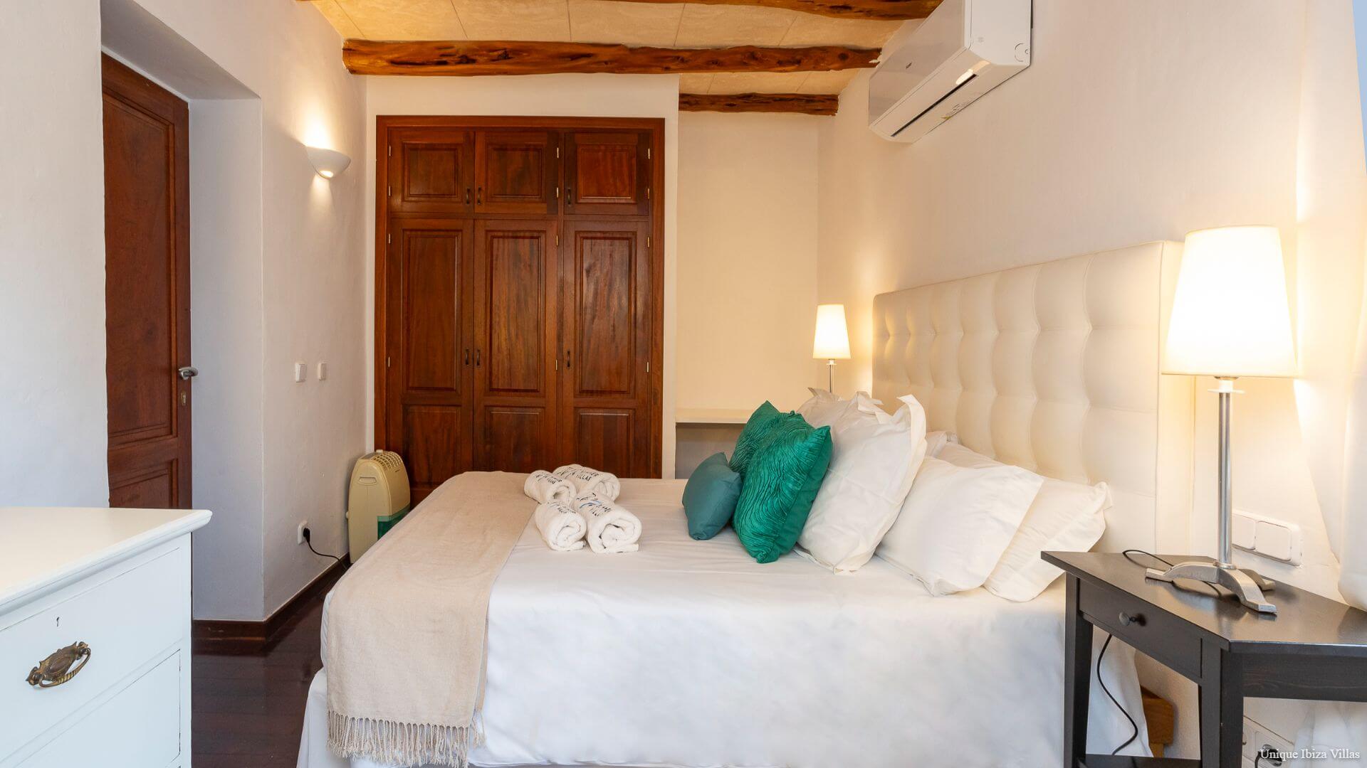  - VILLA CAN JONDAL - 6+ Bedrooms - Near Cala Jondal - Between Ibiza Town & San Jose/Sant Josep