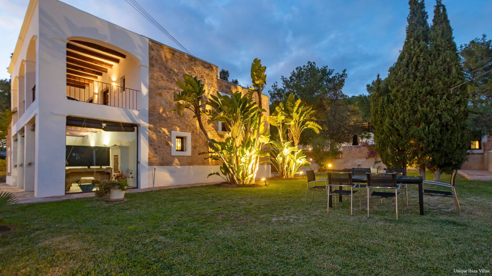  - VILLA CAN JONDAL - 6+ Bedrooms - Near Cala Jondal - Between Ibiza Town & San Jose/Sant Josep