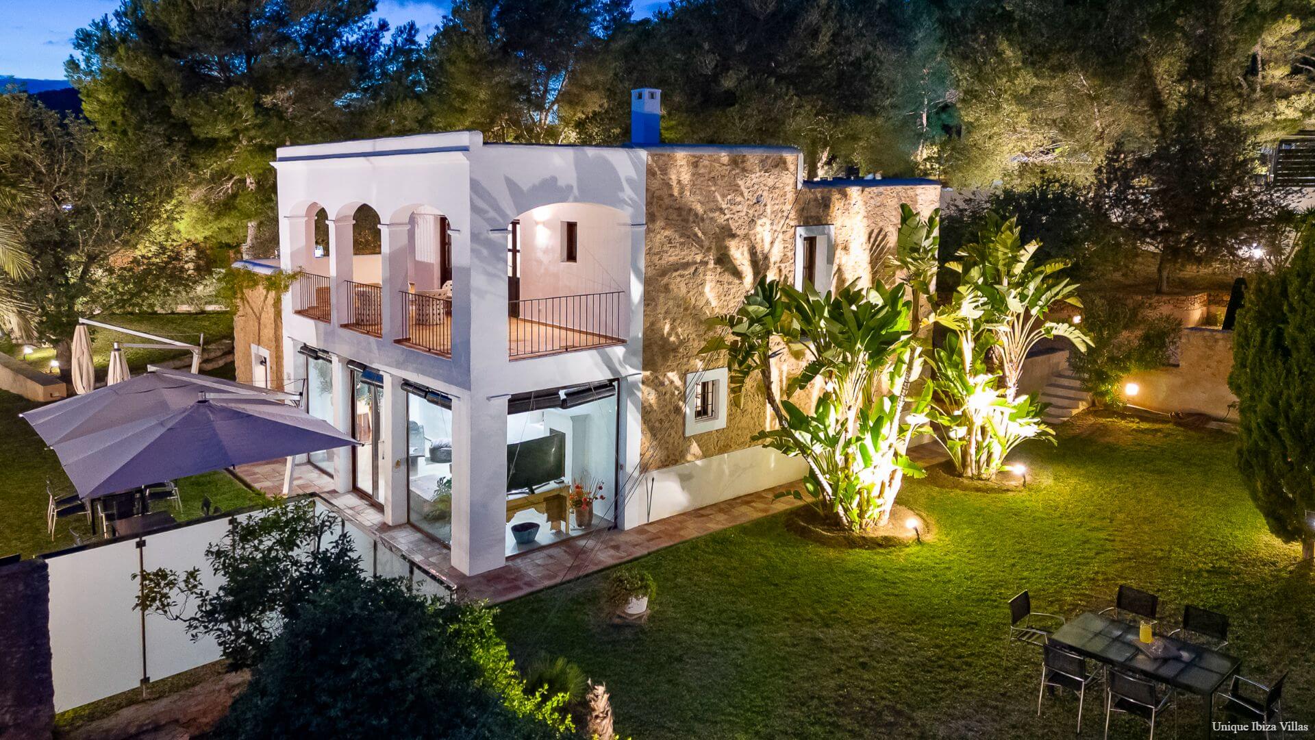  - VILLA CAN JONDAL - 6+ Bedrooms - Near Cala Jondal - Between Ibiza Town & San Jose/Sant Josep