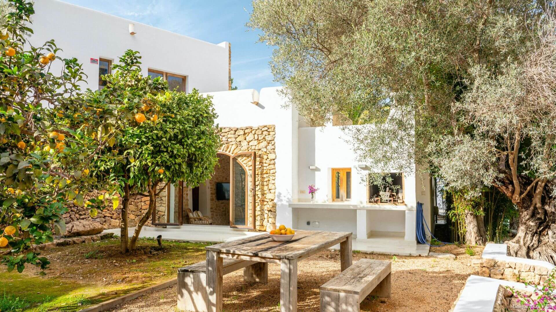  - FINCA LAVANDA - 5 Bedrooms - San Agustin, West Ibiza