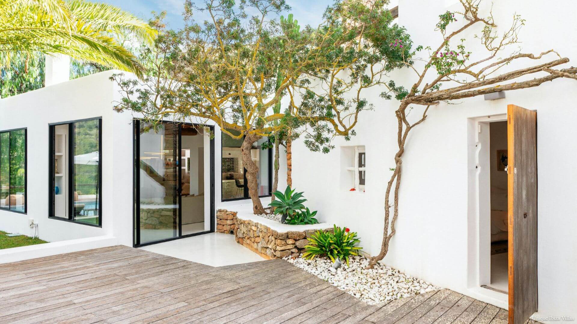  - FINCA LAVANDA - 5 Bedrooms - San Agustin, West Ibiza