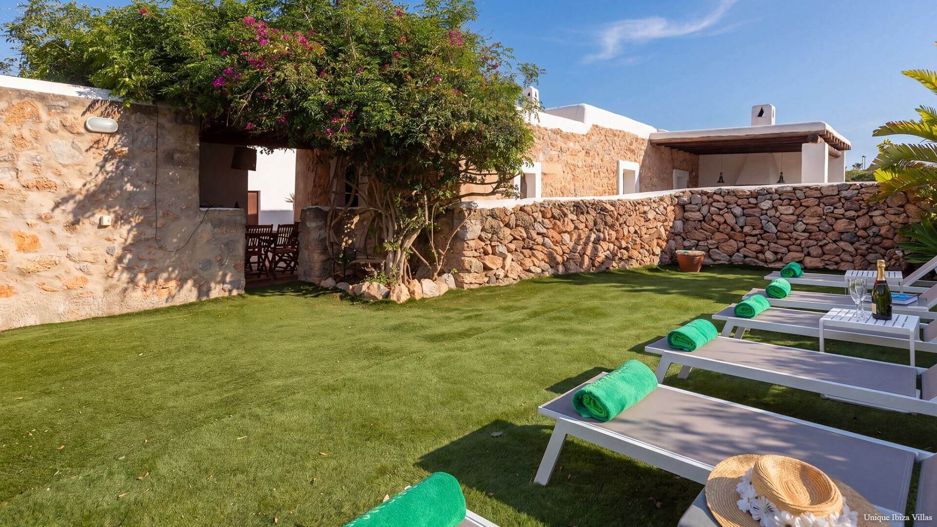  - VILLA CAN MARSCOCH - 4 Bedrooms - Near Ibiza Town 