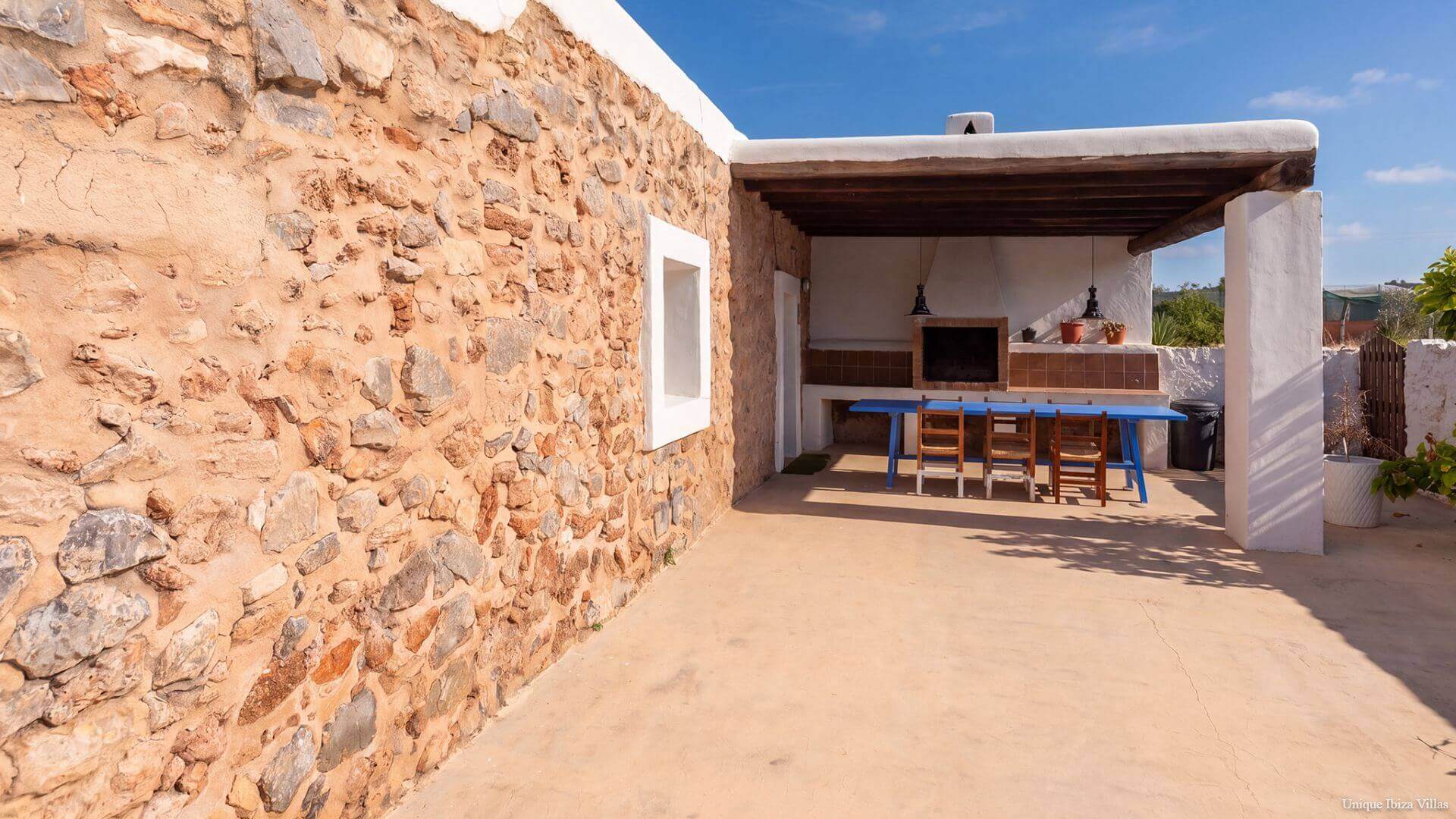  - VILLA CAN MARSCOCH - 4 Bedrooms - Near Ibiza Town 