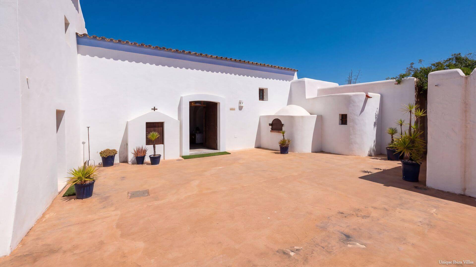  - VILLA CAN MARSCOCH - 4 Bedrooms - Near Ibiza Town 