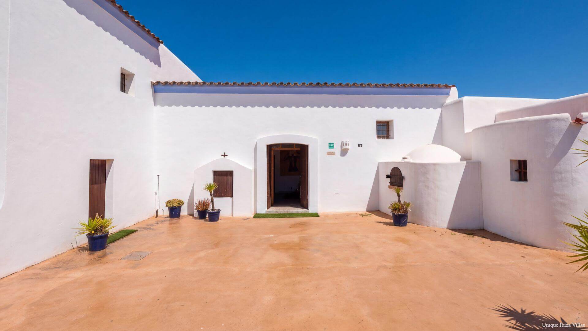  - VILLA CAN MARSCOCH - 4 Bedrooms - Near Ibiza Town 