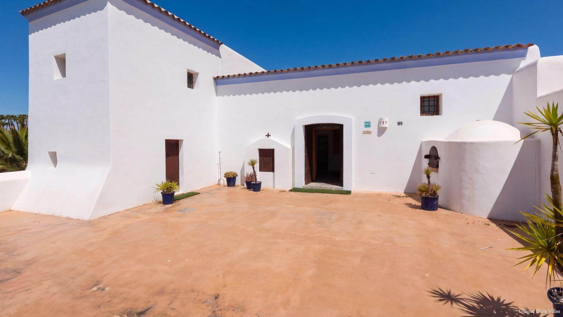  - VILLA CAN MARSCOCH - 4 Bedrooms - Near Ibiza Town 