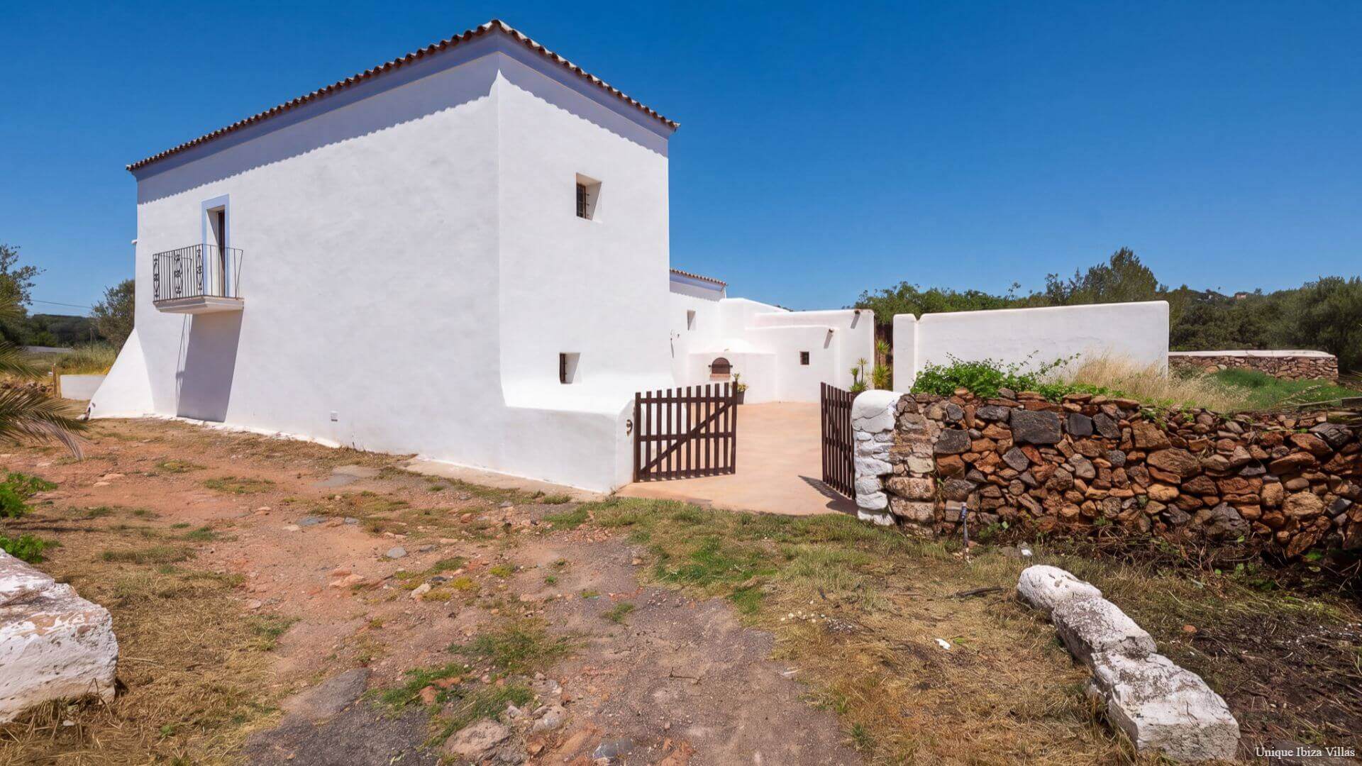  - VILLA CAN MARSCOCH - 4 Bedrooms - Near Ibiza Town 
