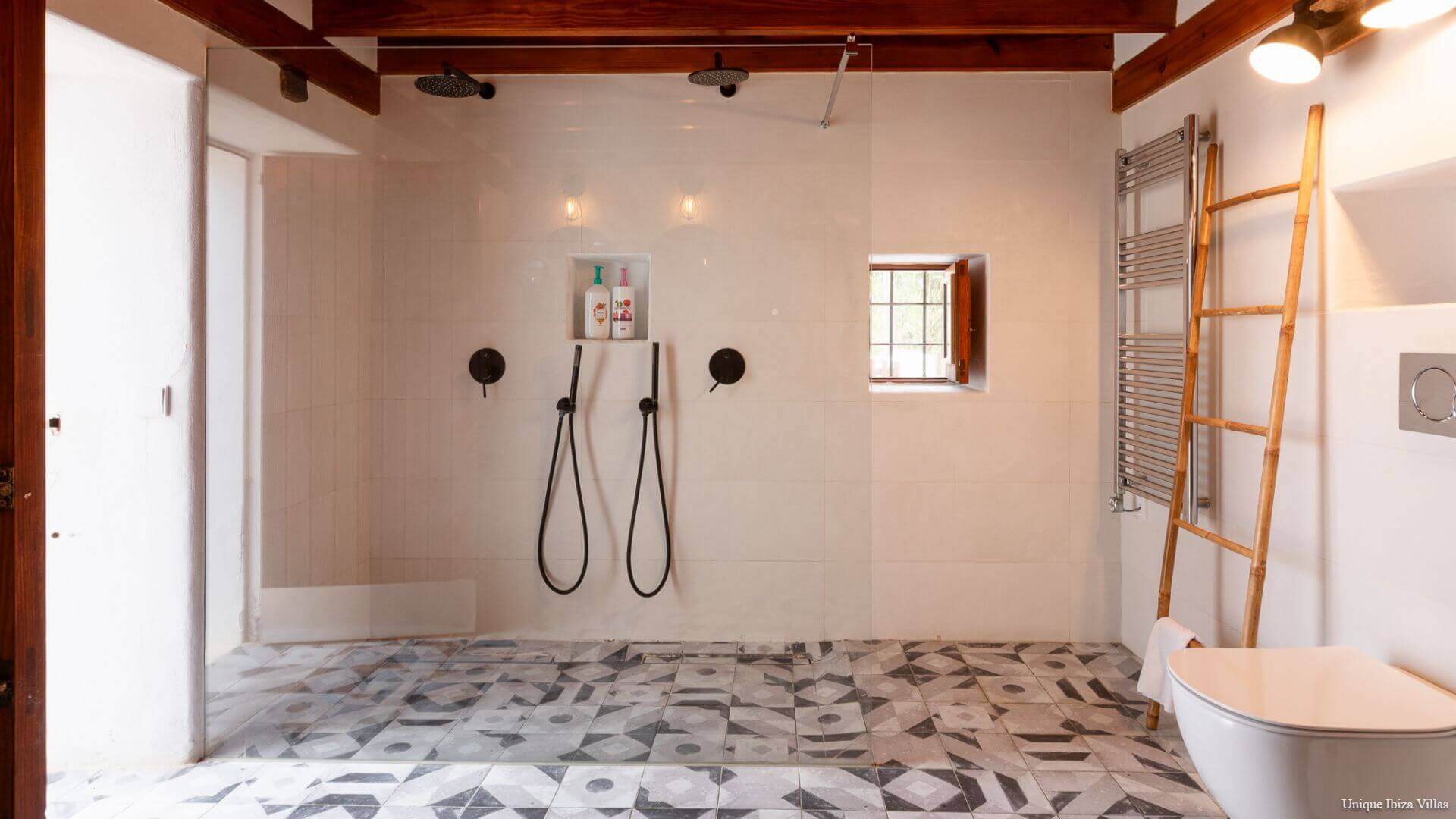  - VILLA CAN MARSCOCH - 4 Bedrooms - Near Ibiza Town 