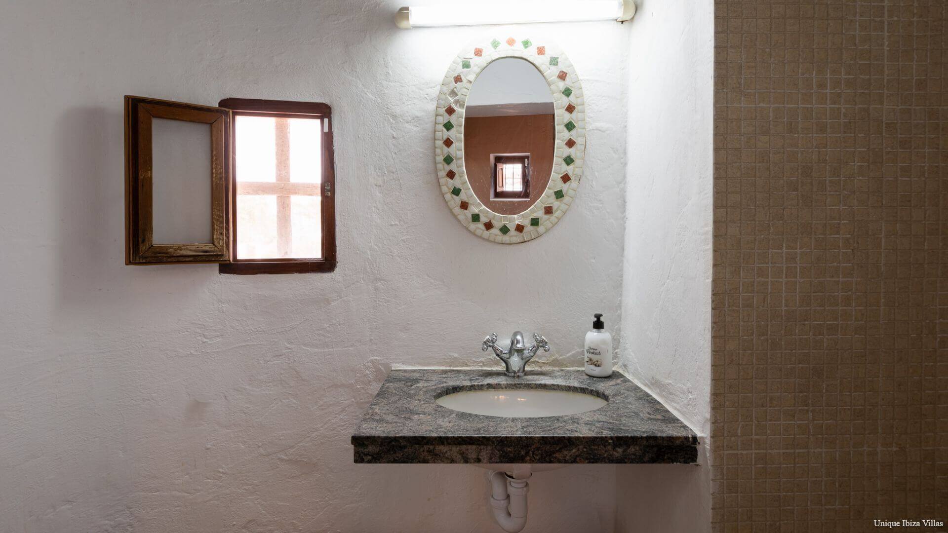  - VILLA CAN MARSCOCH - 4 Bedrooms - Near Ibiza Town 