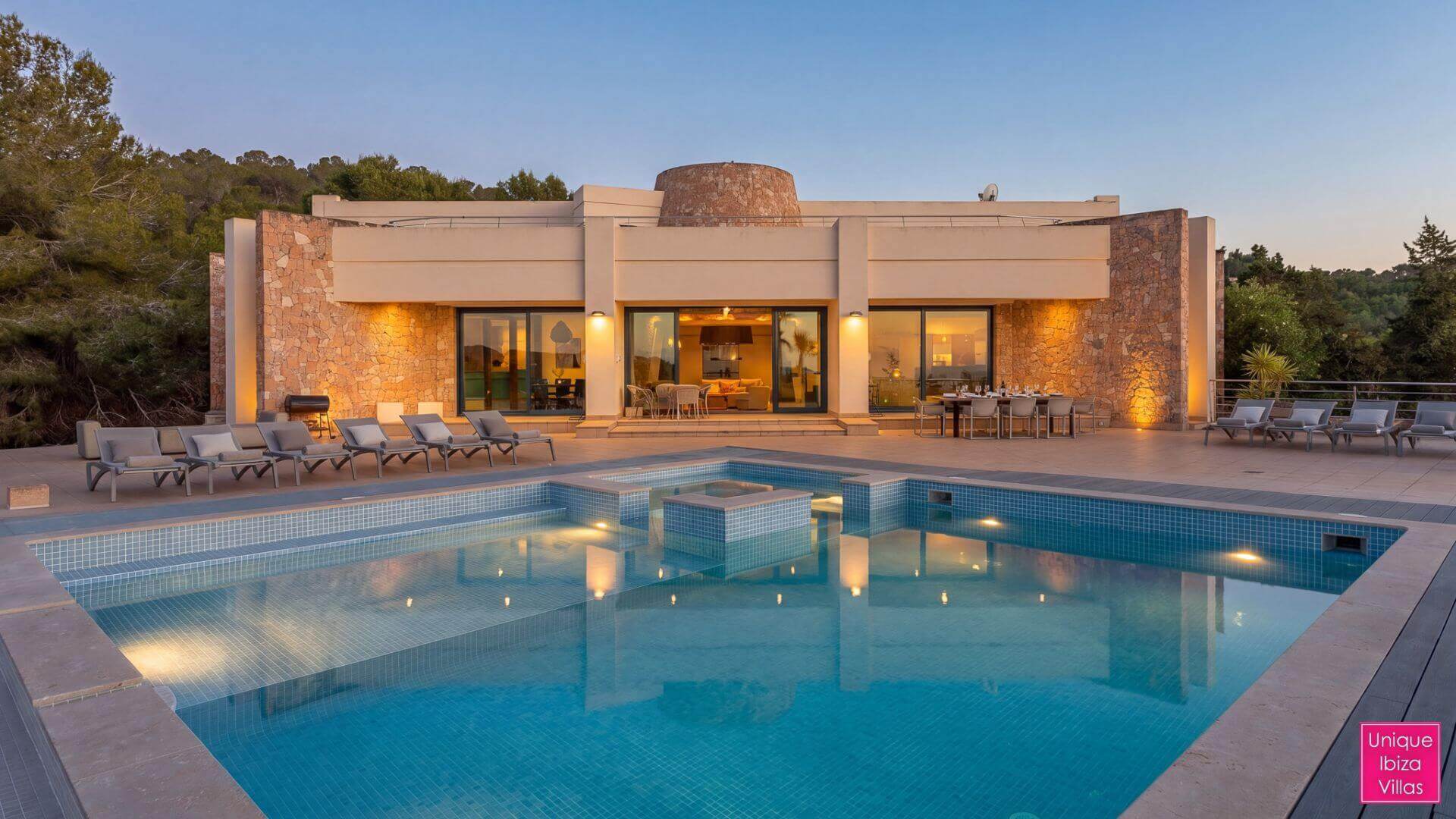  - VILLA PALAU - 3 Bedrooms - Near Cala de Bou & San Antonio