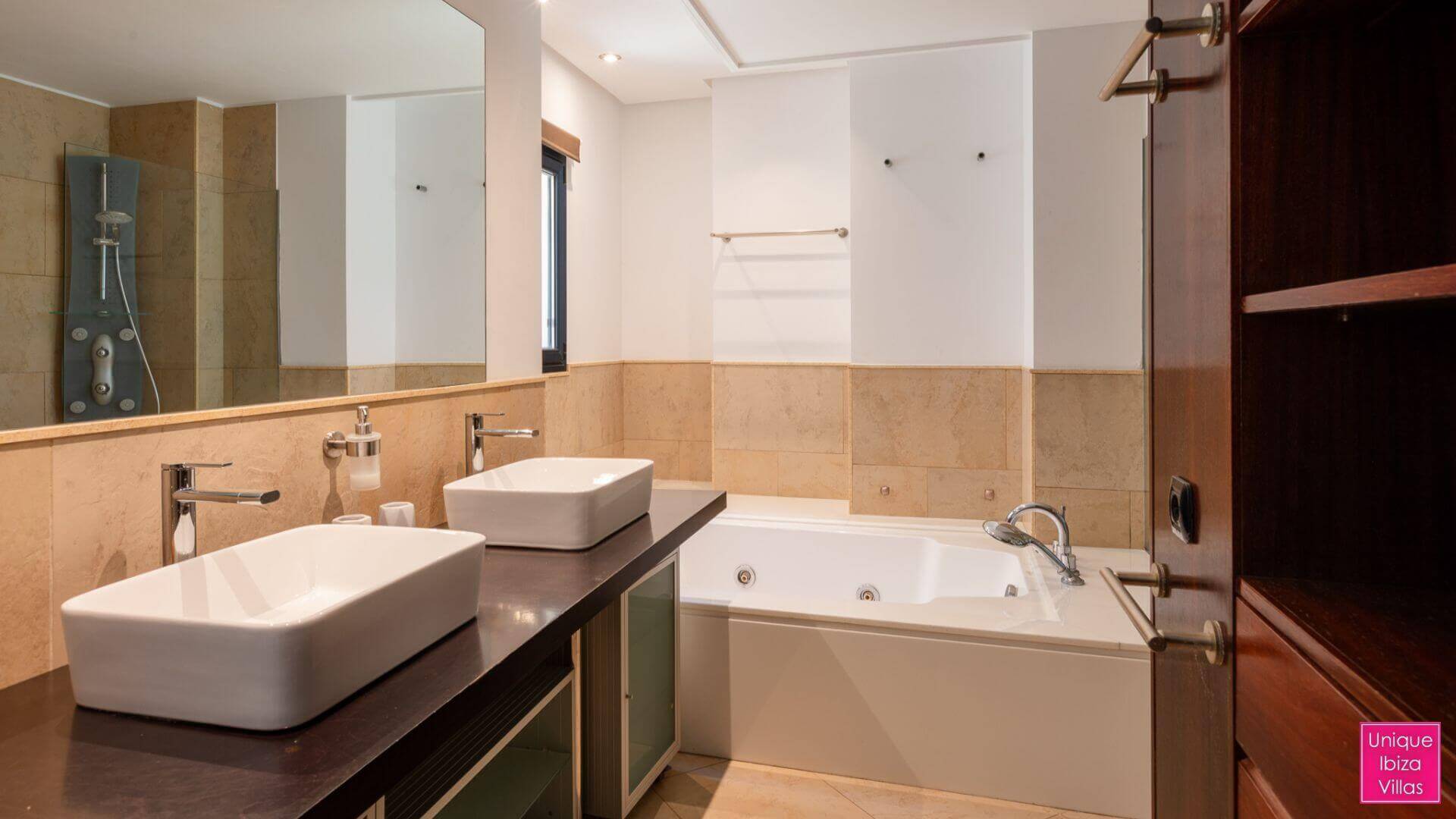  - VILLA PALAU - 3 Bedrooms - Near Cala de Bou & San Antonio