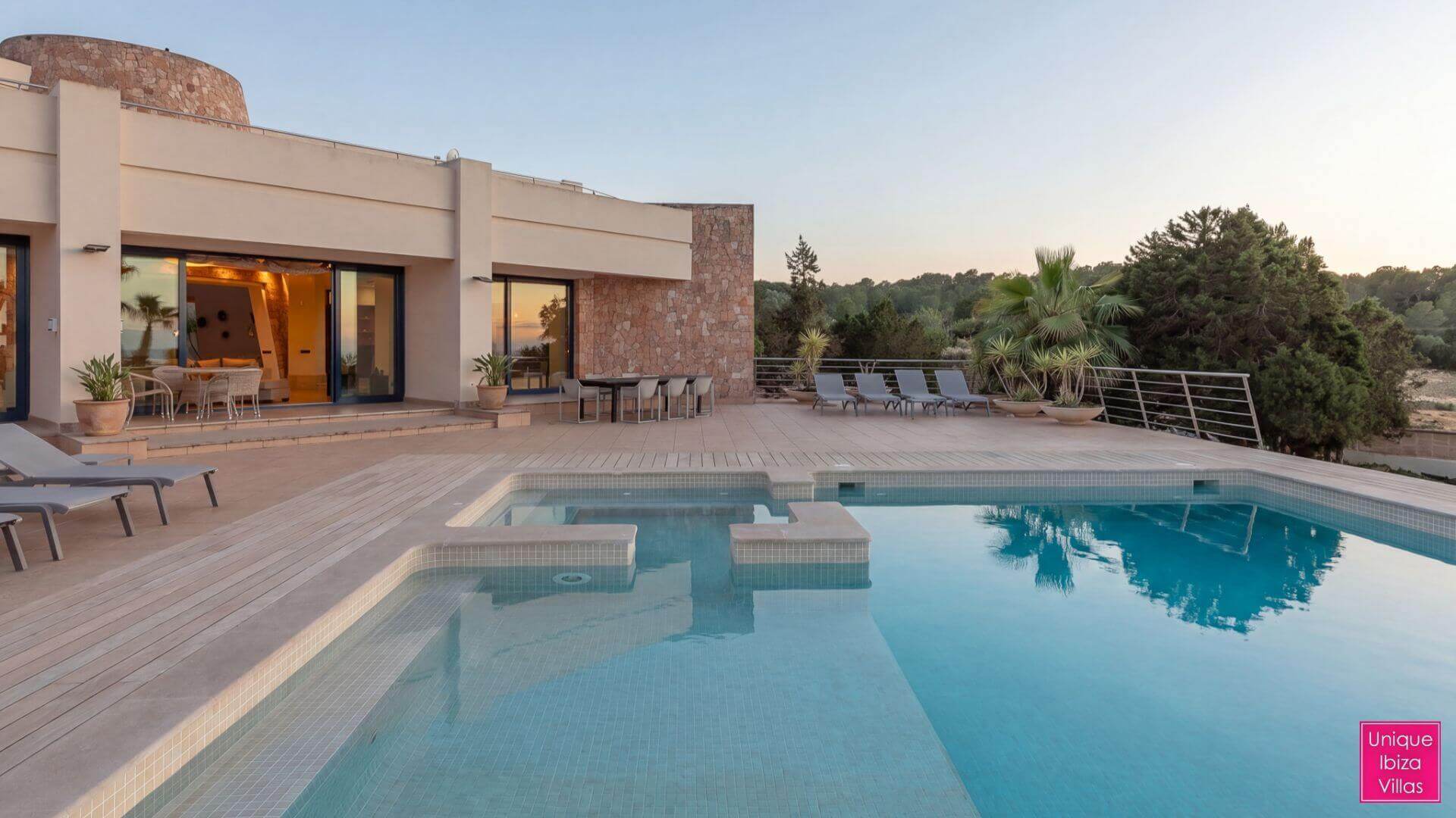  - VILLA PALAU - 3 Bedrooms - Near Cala de Bou & San Antonio