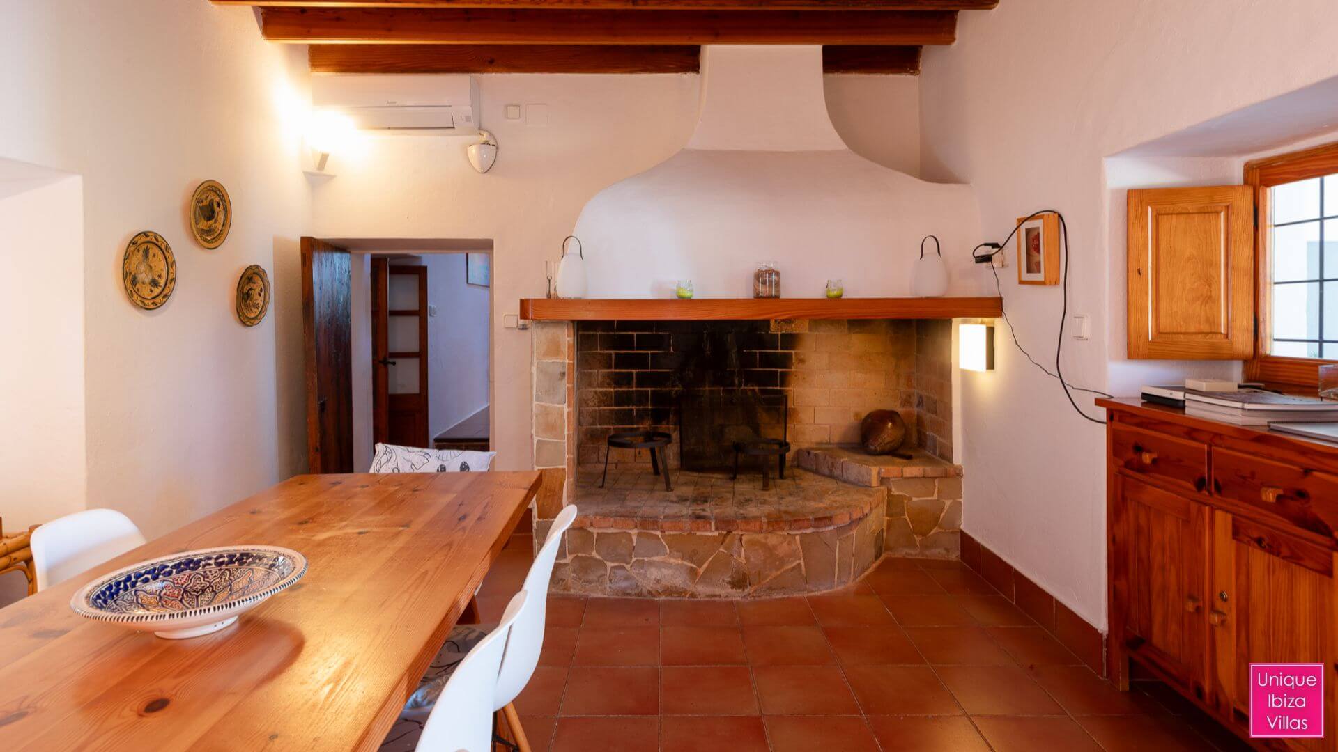 Villa Ses Cases Altes D'Arabi - Rural near Santa Eulalia