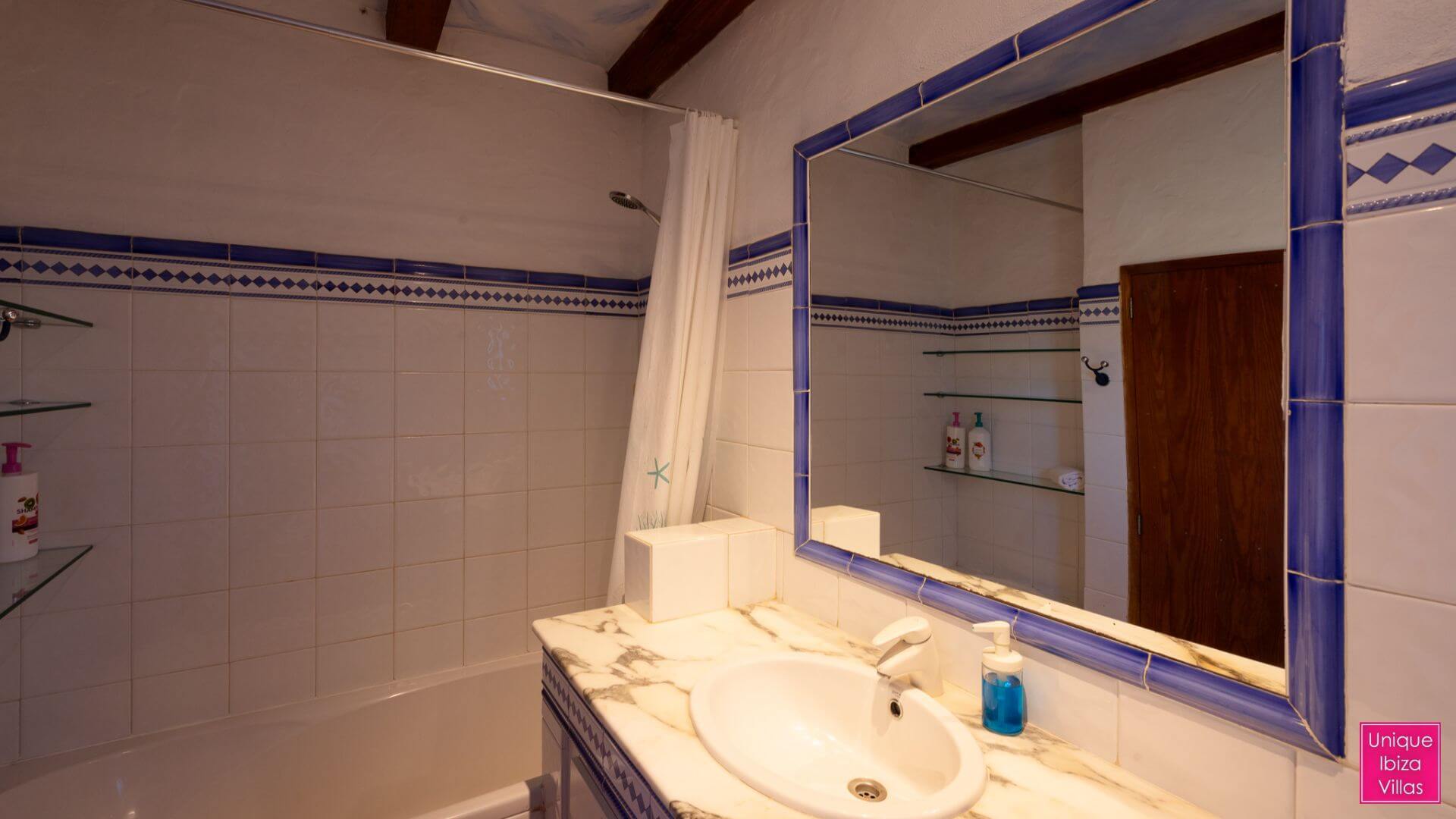 Villa Ses Cases Altes D'Arabi - Rural near Santa Eulalia