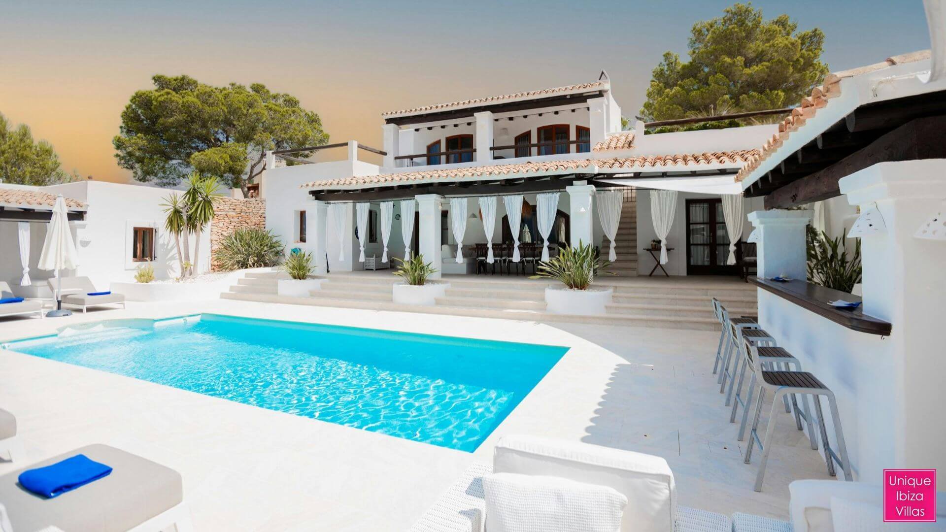  CAN DESTINO DELUXE - 6 Bedrooms - Roca Llisa 