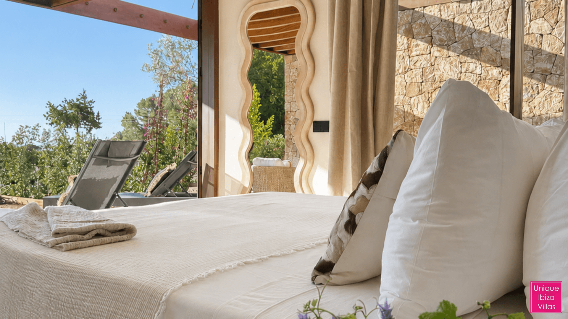  - VILLA FINCA CIELO - 12 Bedrooms -  Near San Carlos village & Las Dalias