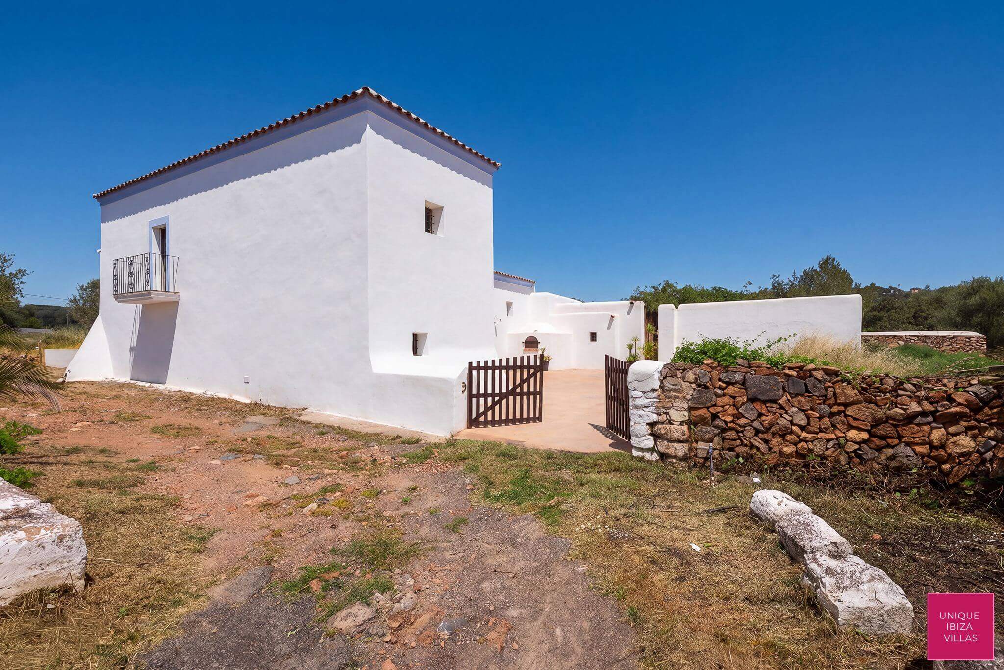  - VILLA CAN MARSCOCH - 4 Bedrooms - Near Ibiza Town 