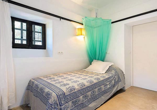 Villa Romantic Ibiza 32 Bedroom 3