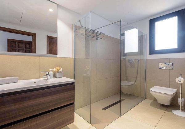 Can Bernadet Ibiza 22 Bathroom 1