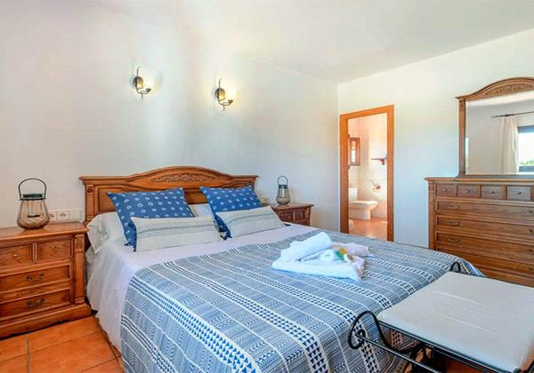 Villa Mussett Ibiza 25 Bedroom 1