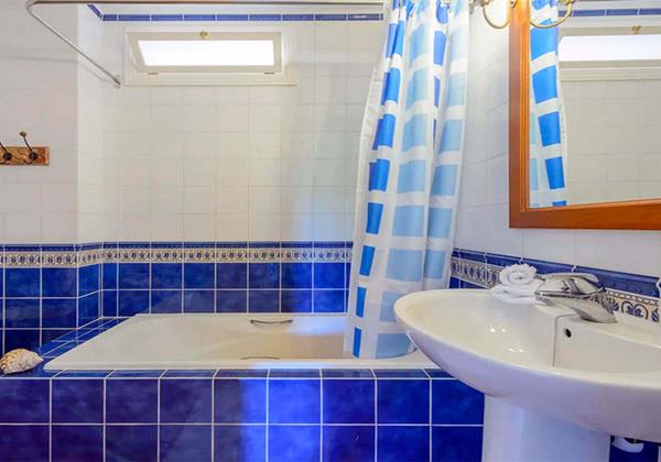 Villa Mussett Ibiza 41 Bathroom 3