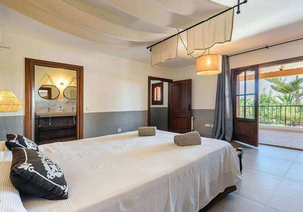 Villa Azul Ibiza 25 Bedroom 1