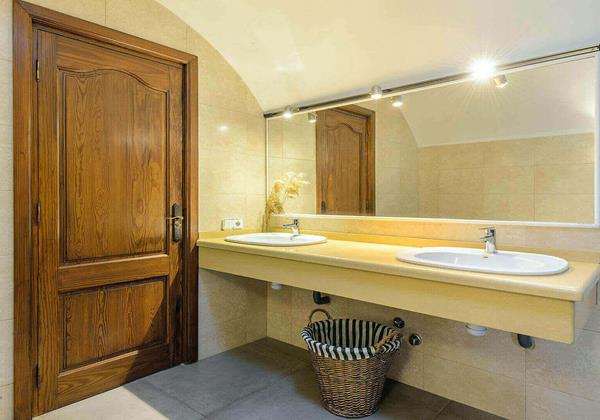 Villa Azul Ibiza 39 Bathroom 2