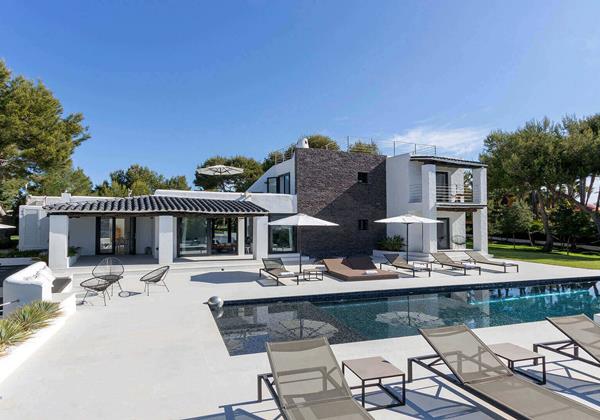 Villa Charlotte Ibiza 2 Cala Codolar