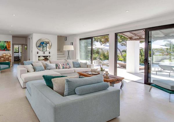 Villa Charlotte Ibiza 24 Cala Codolar